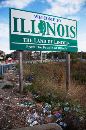 Signboard indicating the state of Illinois, USA のeditorial素材