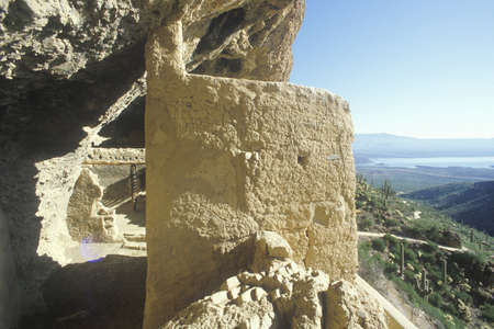 Cliff dwellings, circa 1400 AD, and Roosevelt Lake, Tonto National Monument, AZのeditorial素材