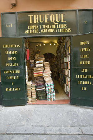Stacks of books in front of bookstore in centro district of Sevilla, Spainのeditorial素材