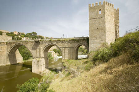 Aqueduct and archway over Tagus River and Toledo, Spainのeditorial素材