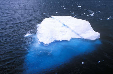 Icebergs in Errera Channel at Culverville Island, Antarcticaのeditorial素材