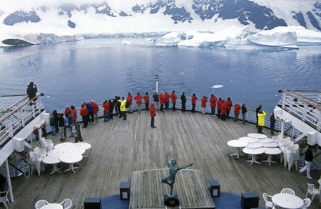 Cruise ship Marco Polo in LeMaire Harbor, Antarcticaのeditorial素材