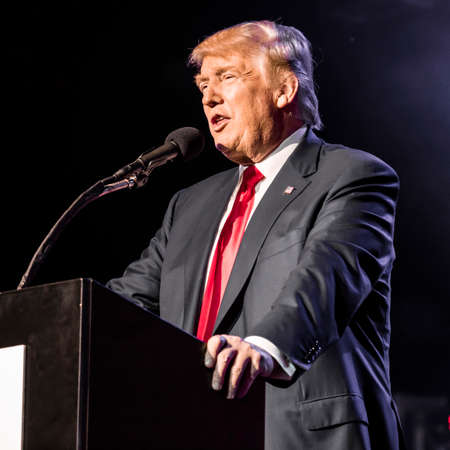 OCTOBER 15, 2016, EDISON, NJ - Donald Trump speaks at Edison New Jersey Hindu Indian-American rally for "Humanity United Against Terror"のeditorial素材