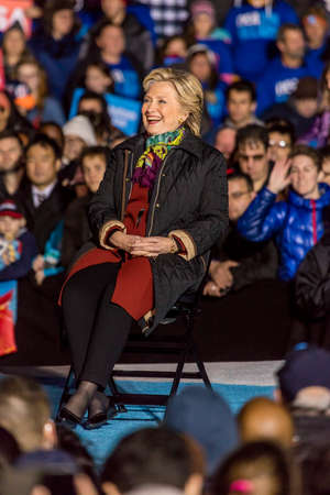 PHILADELPHIA, PA - OCTOBER 22, 2016: Hillary Clinton and Tim Kaine campaign for President and Vice-President of the United States at University of Pennsylvania, Philadelphia.のeditorial素材