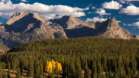 SEPTEMBER 18, 2018 - COLORADO, USA, Molas Lake, South of Silverton, Route 550のeditorial素材