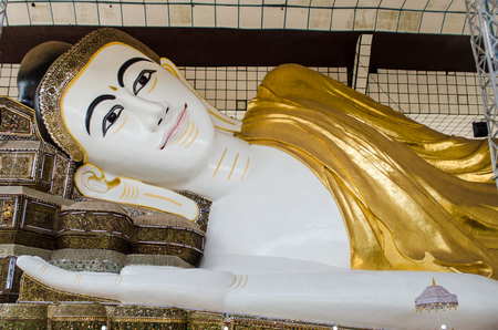 Shwethalyaung Buddha the largest reclining buddha statueの写真素材