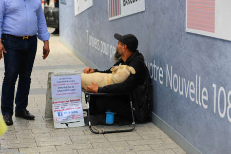 PARIS, FRANCE - February 20: The Champs-Elysees, on February 20, 2015 in Paris, France. Tourists stroll at The most famous avenue of Paris has 1910m and is full of stores, cafes and restaurantsのeditorial素材