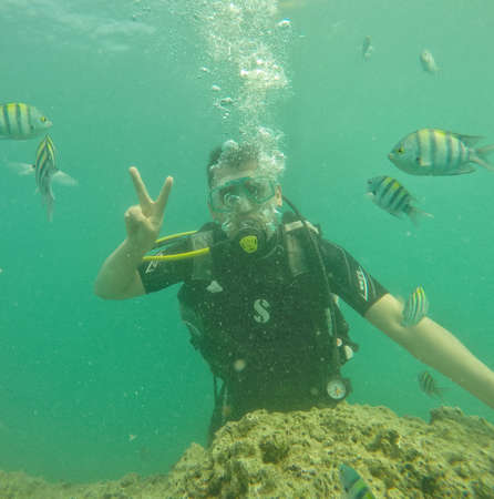 November 20, 2016 Kish: Diving sport are usually been practiced in the island of Kish, Iran.のeditorial素材