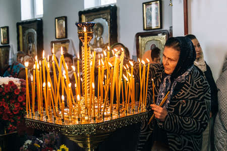 LUTSK, UKRAINE - 14 OCTOBER 2017: Ukrainian parishioners of the Orthodox Church during Slavonic Religious celebration Pokrovのeditorial素材