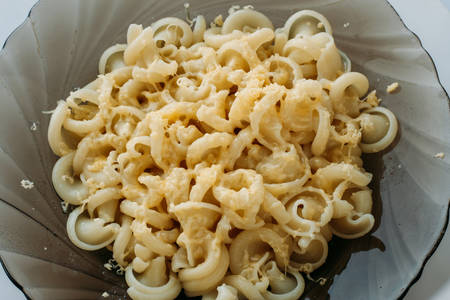 Plate with macaroni and cheeseの写真素材
