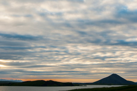 Midnight sunset landscape in Icelandの写真素材