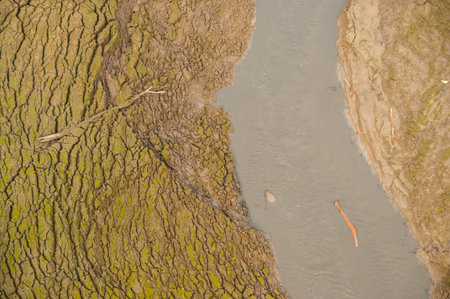 The Ponsul River is a affluent of the Tejo River, in Portugal, and is a very large river. At this...