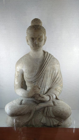 Buddha Sculpture Found in Taxila Excavations Illustrates Greco Roman Influence in Gandharan Buddhist Art and Culture, Taxila, Pakistan, September 11 2025のeditorial素材