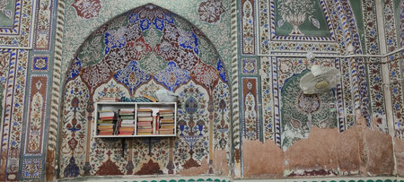 Heritage Interior Of Jamia Mosque Rawalpindi With Masterpiece Islamic Calligraphy And Decorative Art Patterns Rawalpindi Pakistan, September 01 2025のeditorial素材
