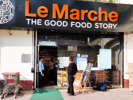 Storefront of Le Marche the good food store in gurgaon showing an upmarket hypermarket supermarket with premium imported productsのeditorial素材
