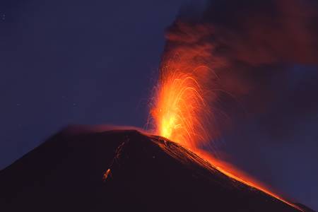tungurahua volcano erupting , ecuador, south americaの写真素材