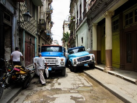 HAVANA, CUBA - MAY 19, 2012: Oldtimer car on the street of Havana, Cuba. It is estimated that there are some 173,000 cars in Cuba  and 60.000 of them are classic cars called Yank Tank.のeditorial素材