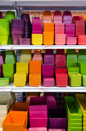 close up clourful flower clay pot in marketの写真素材