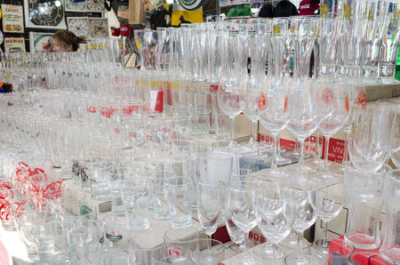 BANGKOK,THAILAND - 30 JANUARY 2017 : Sale water glasses at marketのeditorial素材