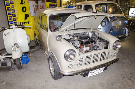 BANGKOK,THAILAND - 2 FEBRUARY 2017 : Mini cooper classical carのeditorial素材