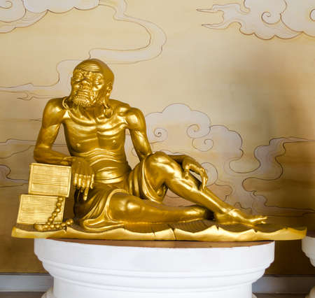 chinese gold buddha statueの写真素材