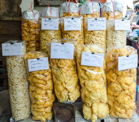 CHINA TOWN,BANGKOK,THAILAND - FEBRUARY 8,2017 : Selling
fish maw in china town,Thailandのeditorial素材