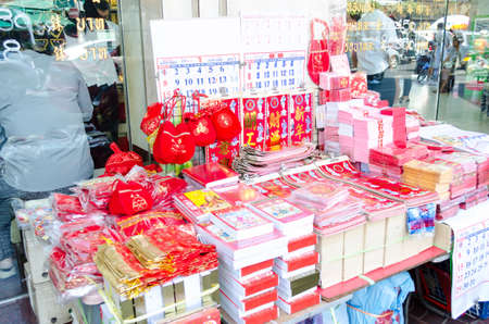 BANGKOK,THAILAND - 8 FEBRUARY 2017 : Selling chinese calendar China town Thailandのeditorial素材