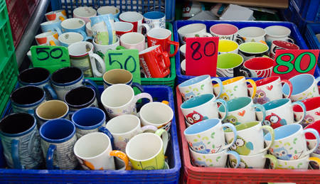 BANGKOK,THAILAND - 19 FEBRUARY 2017 :Selling ceramic mug for drinking beverage at Jatujak weekend market.のeditorial素材