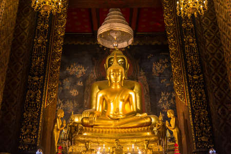 Golden Buddha in Wat Bowonniwet Vihara Temple Bangkok. Thailand.のeditorial素材