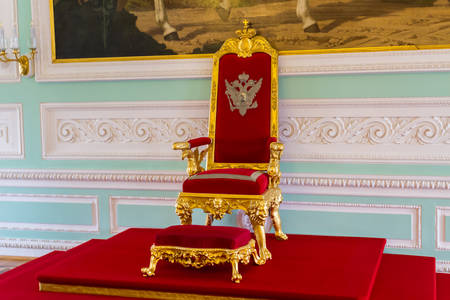 Saint Petersburg, Russia - May 2, 2018: Throne of the Peter the Great's Russian Kings in the Peterhof Palace (Petrodvorets) at St. Petersburg.のeditorial素材