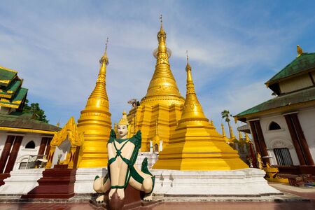 Wat Ja Dee Thong temple in Myawaddy, Myanmarの写真素材
