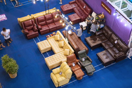 BANGKOK, THAILAND - MARCH 8:Unidentified people walking to buy a sofa in Modern Ferniture Fair 2014 .MARCH 8,2014 in Bangkok,Thailand.のeditorial素材