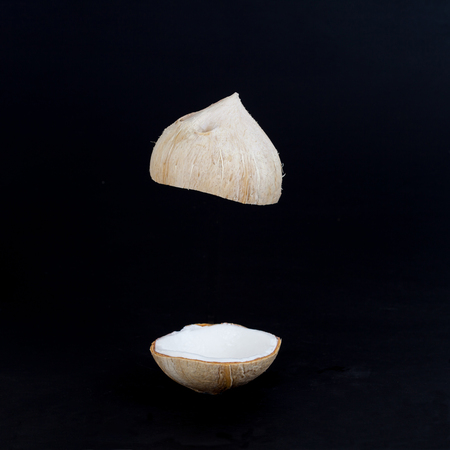 open fresh coconut see a white coconut meatの写真素材