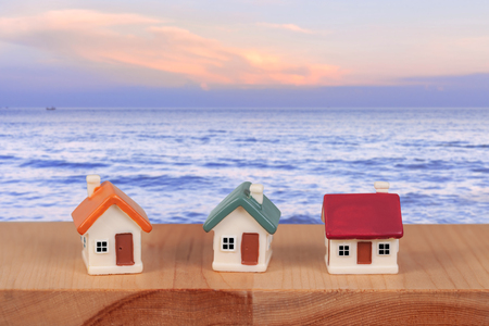 Miniature house with sea scape and blur light bokeh ,love family 



concept.の写真素材