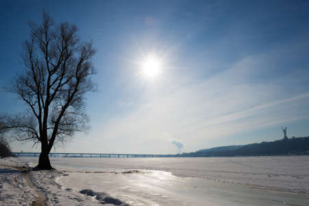 View of the bridge Paton Bridge across the frozen Dnieper in Kyivの写真素材