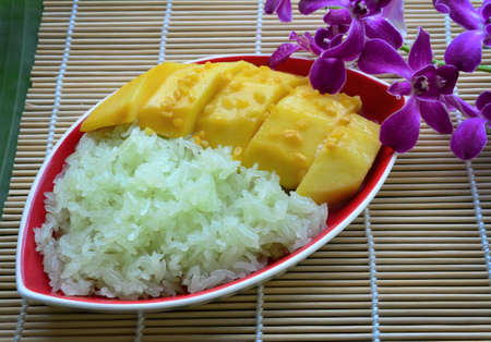 Thai dessert, Mango with sticky rice の写真素材
