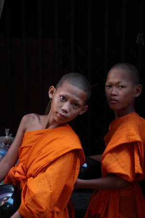 Chanting walk.のeditorial素材