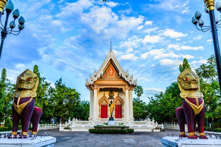 Buddhist monastery and lion in Wat Sutthajinda Temple Nakhon Ratchasima Thailandの写真素材