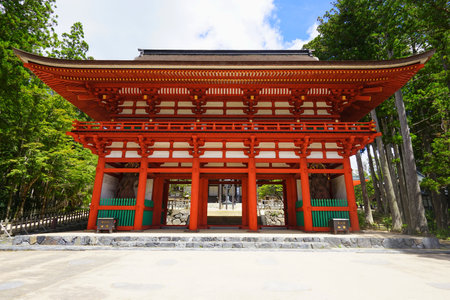 Tyumon Gate, Koyasan, Wakayama Pref., Japanのeditorial素材