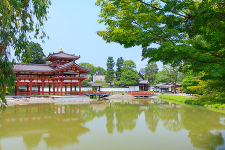 KYOTO, JAPAN â AUGUST 3, 2015 : Byodo-in, Beautiful Japanese style temple in summer season. This is the very famous Tourist attraction in Uji city near Kyoto, Japan.のeditorial素材