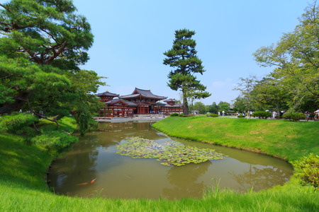 KYOTO, JAPAN â AUGUST 3, 2015 : Byodo-in, Beautiful Japanese style temple in summer season. This is the very famous Tourist attraction in Uji city near Kyoto, Japan.のeditorial素材