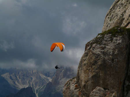 paragliding in alpsの写真素材