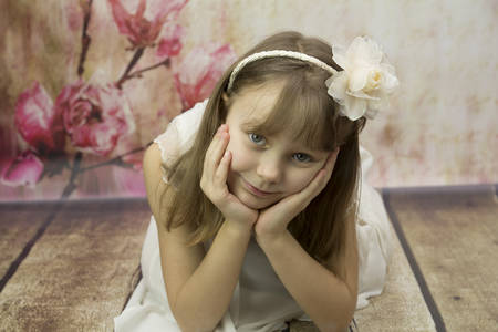 The girl with the face based on the handsの写真素材
