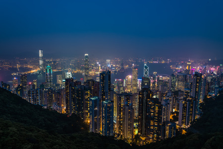 Aerial night view of Hong Kong from Victoria Peakのeditorial素材