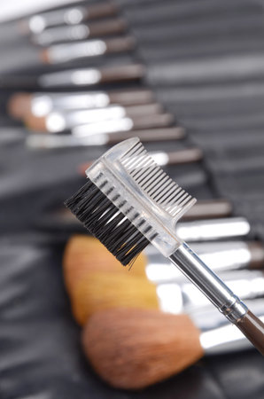 Eyelash comb