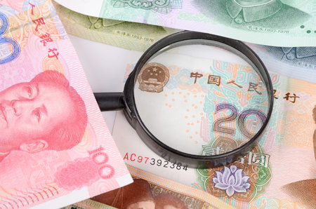 Magnifier and chinese currency