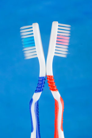 Tooth brush