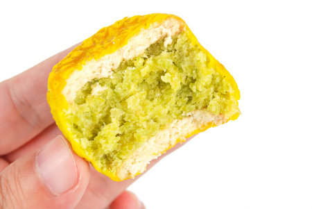 Mung bean cake
