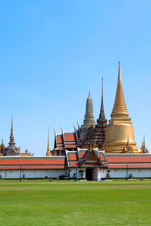The Temple of the Emerald Buddha and The Grand Palaceの写真素材