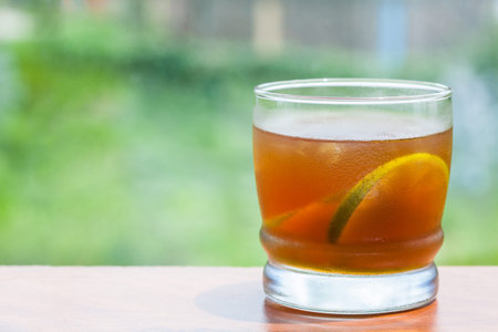 Cold sugarcane-water (aguapanela) with lemon